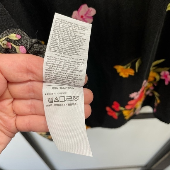 𝅺[l] Old Navy Black Long Sleeve Spring Floral Print Button-Down Tunic Top - Picture 14 of 14